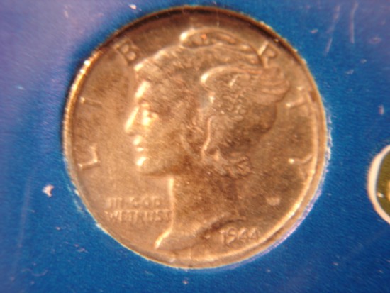 1944-S-Merc-Dime--Reverse-Cud-And-Rainbow-Toned